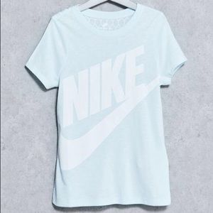 Nike Girl’s Shirt